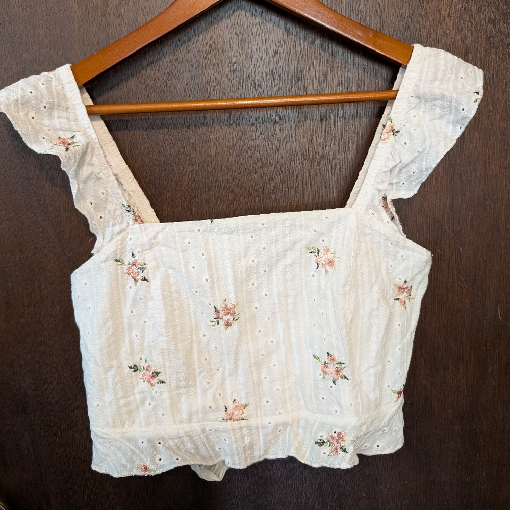 2/$12 Kirious | floral tieback crop top